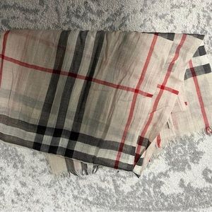 Burberry gauze scarf